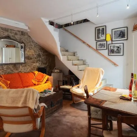 Prázdninový dům Holiday Rua Da Falesia *